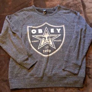 Obey sweatshirt like new medium